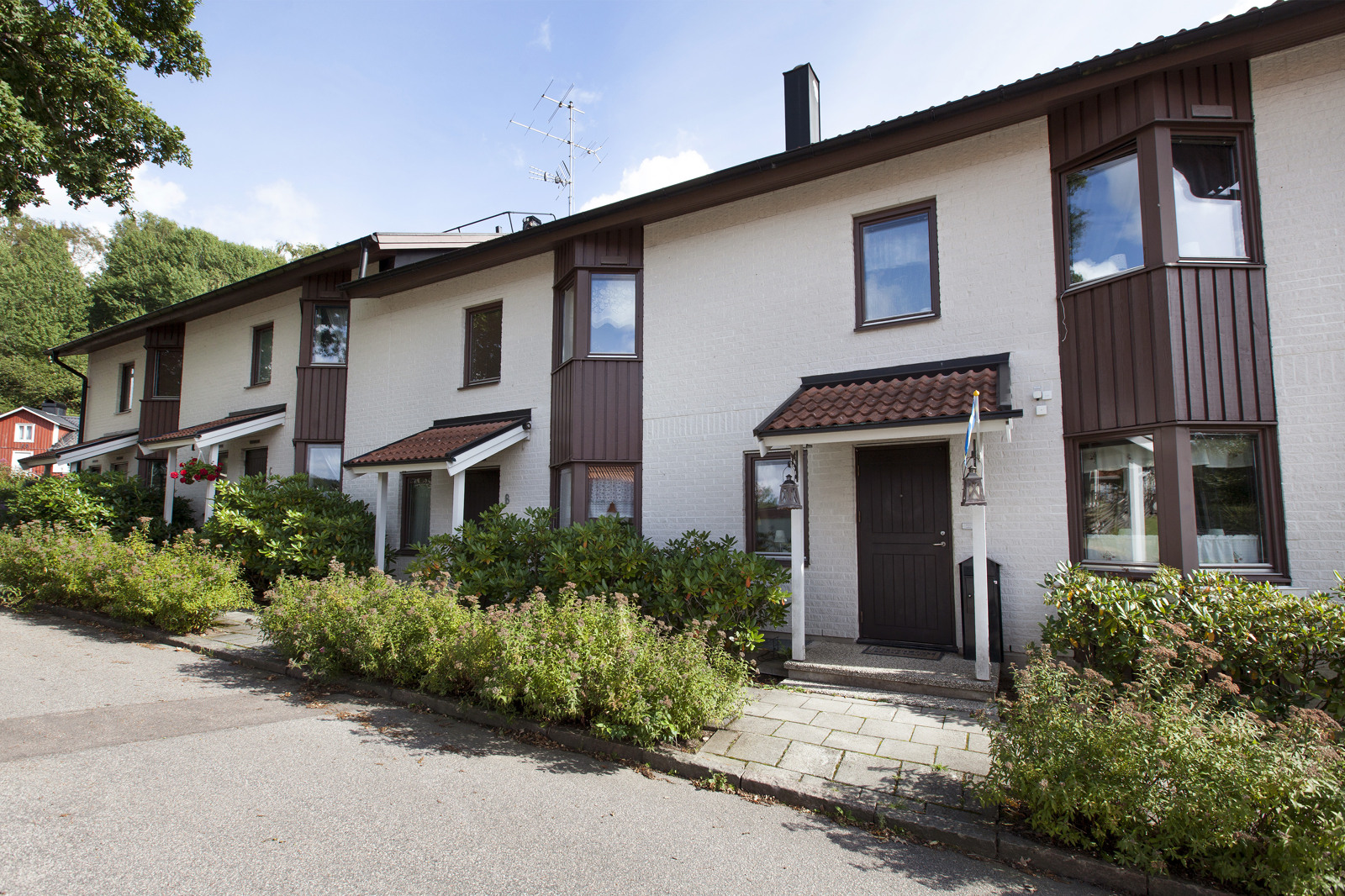 Husen på ålängesvägen 17 och 19 i Åled.