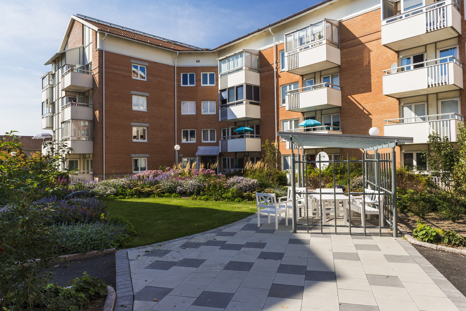 Lägenhetshusen på Malcusgatan, Klotet i Halmstad.